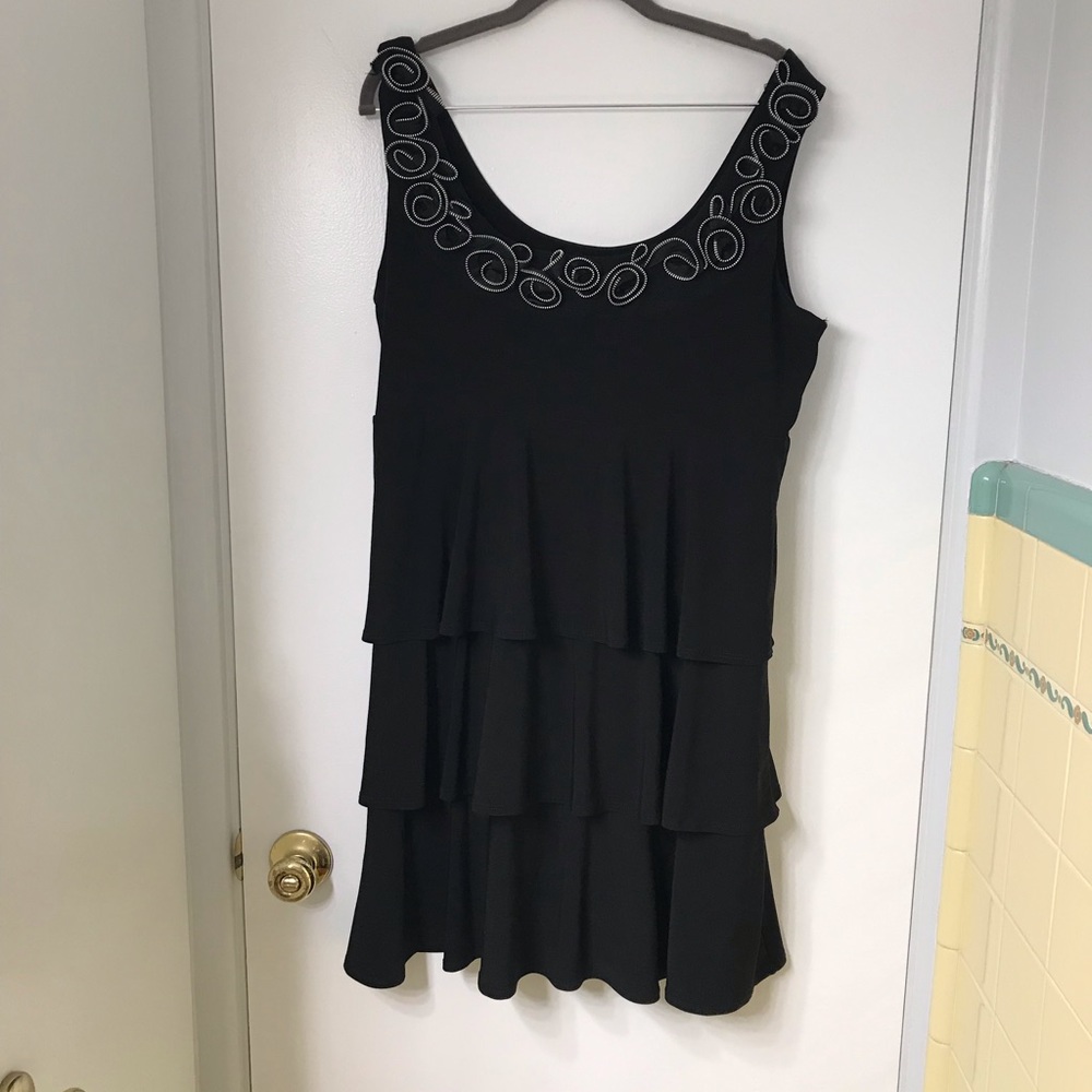Macy’s plus size zipper accent dress Size Large